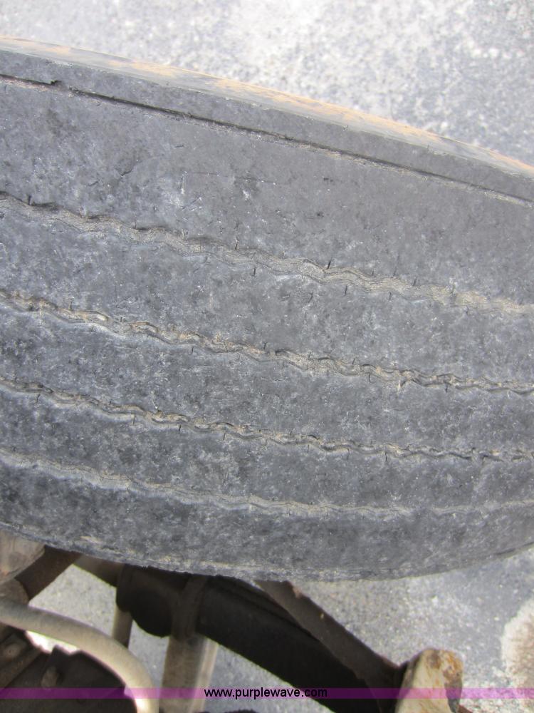 image for item D5594 1990 GMC TopKick dump truck