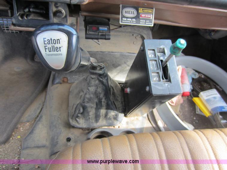 image for item D5594 1990 GMC TopKick dump truck