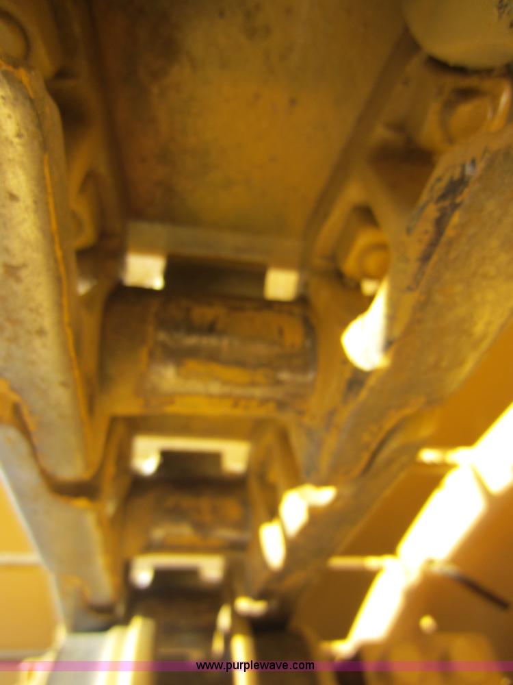 image for item D5607 1984 Caterpillar D5B dozer