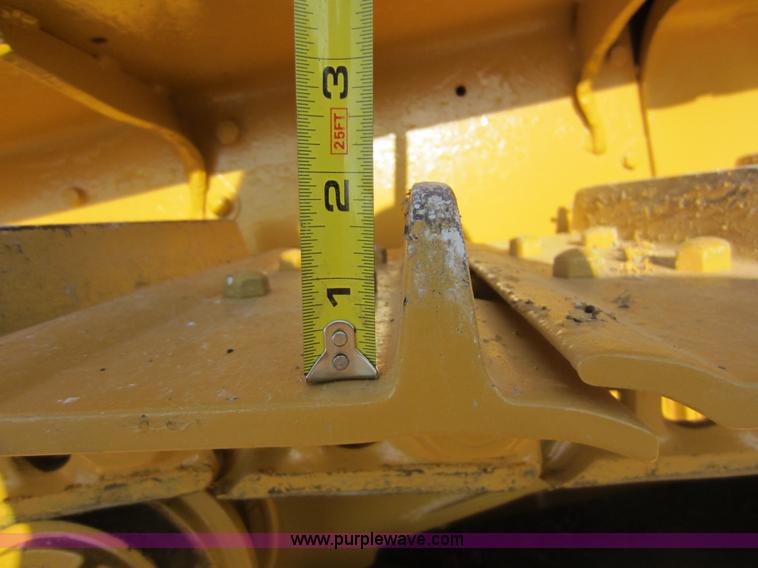 image for item D5607 1984 Caterpillar D5B dozer