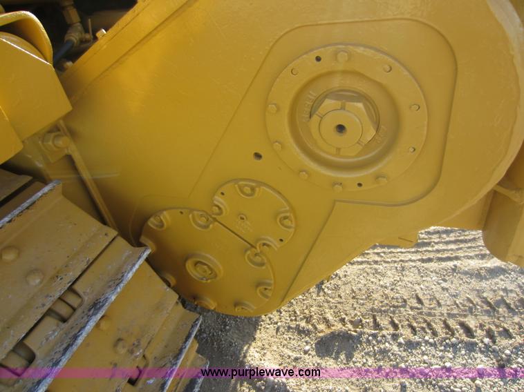 image for item D5607 1984 Caterpillar D5B dozer