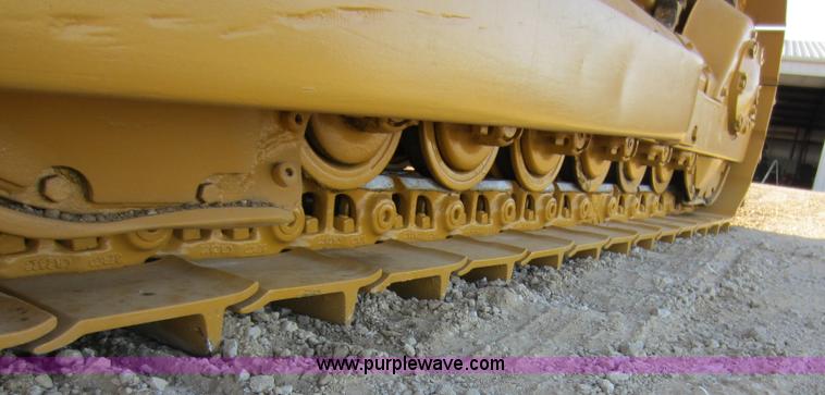 image for item D5607 1984 Caterpillar D5B dozer