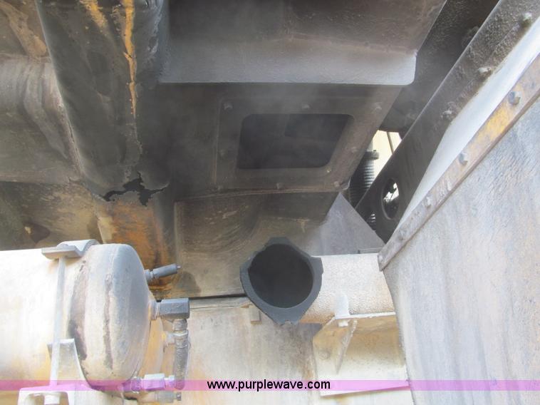 image for item F4538 Caterpillar 769 rock haul truck