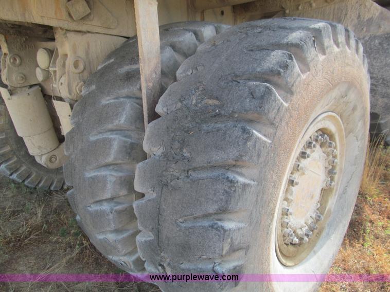 image for item F4538 Caterpillar 769 rock haul truck