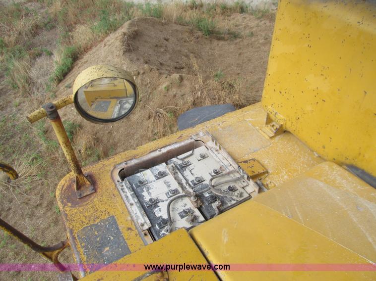 image for item F4538 Caterpillar 769 rock haul truck