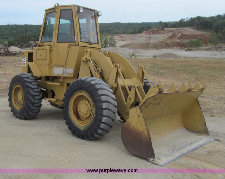 image for item F4539 1972 Caterpillar 920 wheel loader