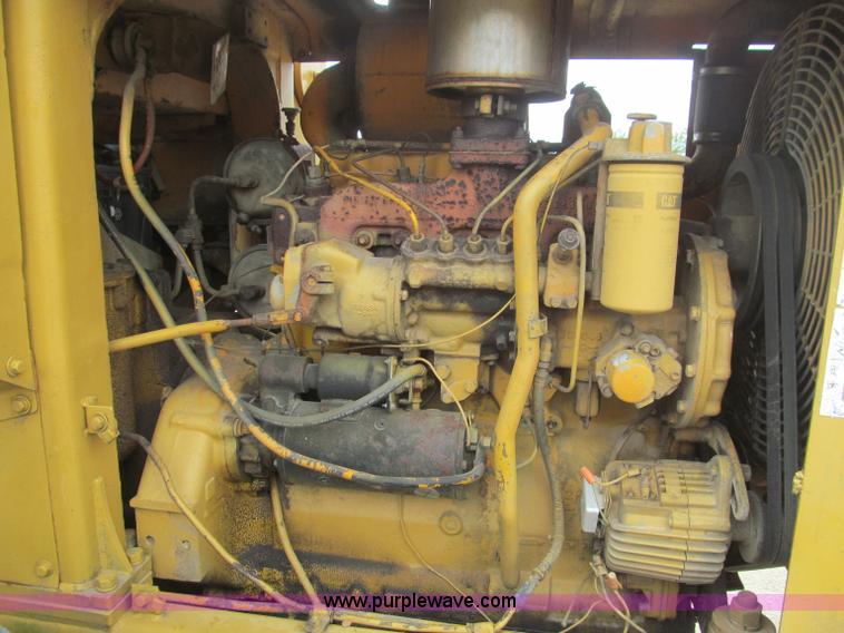image for item F4539 1972 Caterpillar 920 wheel loader
