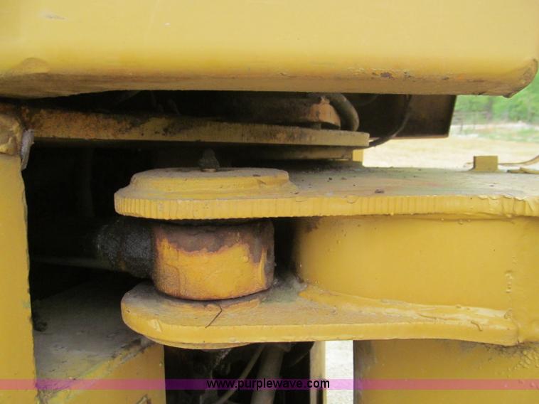 image for item F4539 1972 Caterpillar 920 wheel loader
