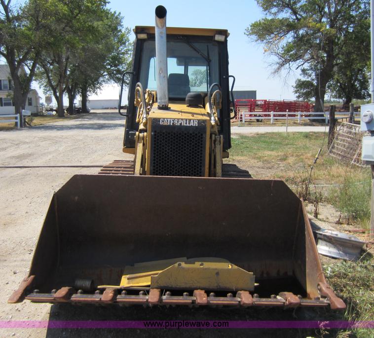 image for item F6504 1997 Caterpillar 939C track loader