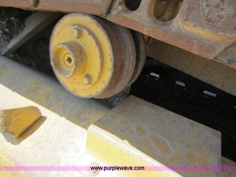 image for item F6504 1997 Caterpillar 939C track loader