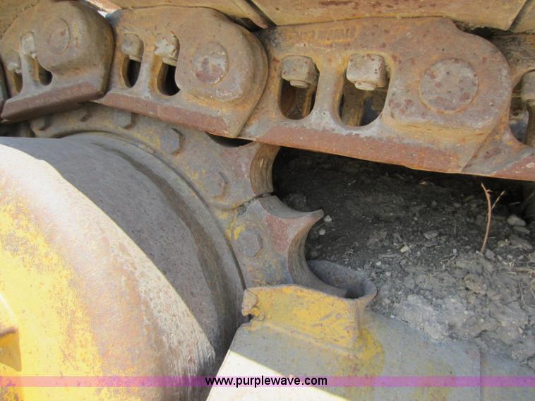 image for item F6504 1997 Caterpillar 939C track loader