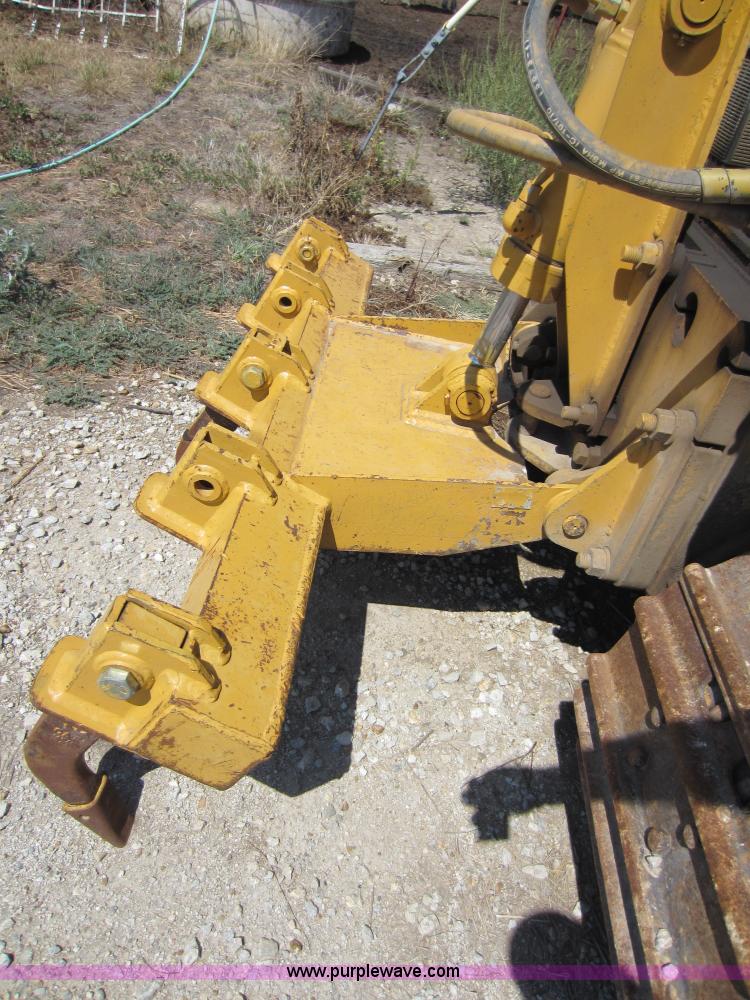 image for item F6504 1997 Caterpillar 939C track loader