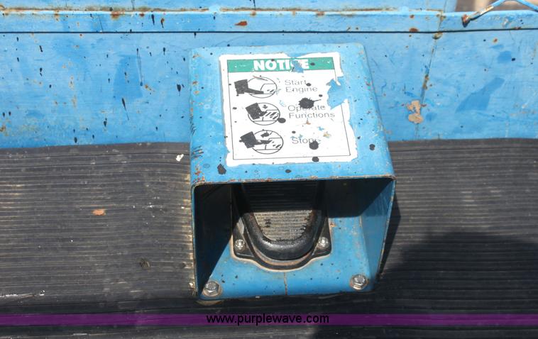 image for item G4571 1994 Genie Z-60/34 boom lift