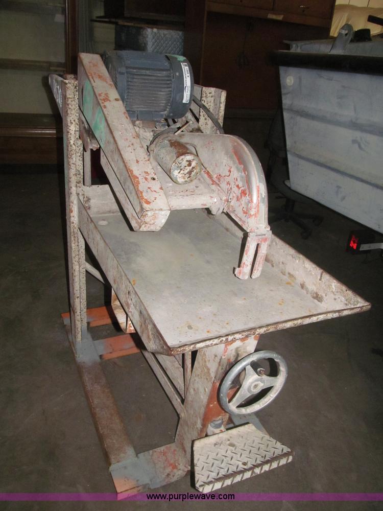 image for item K9561 Clipper electric stationary brick saw