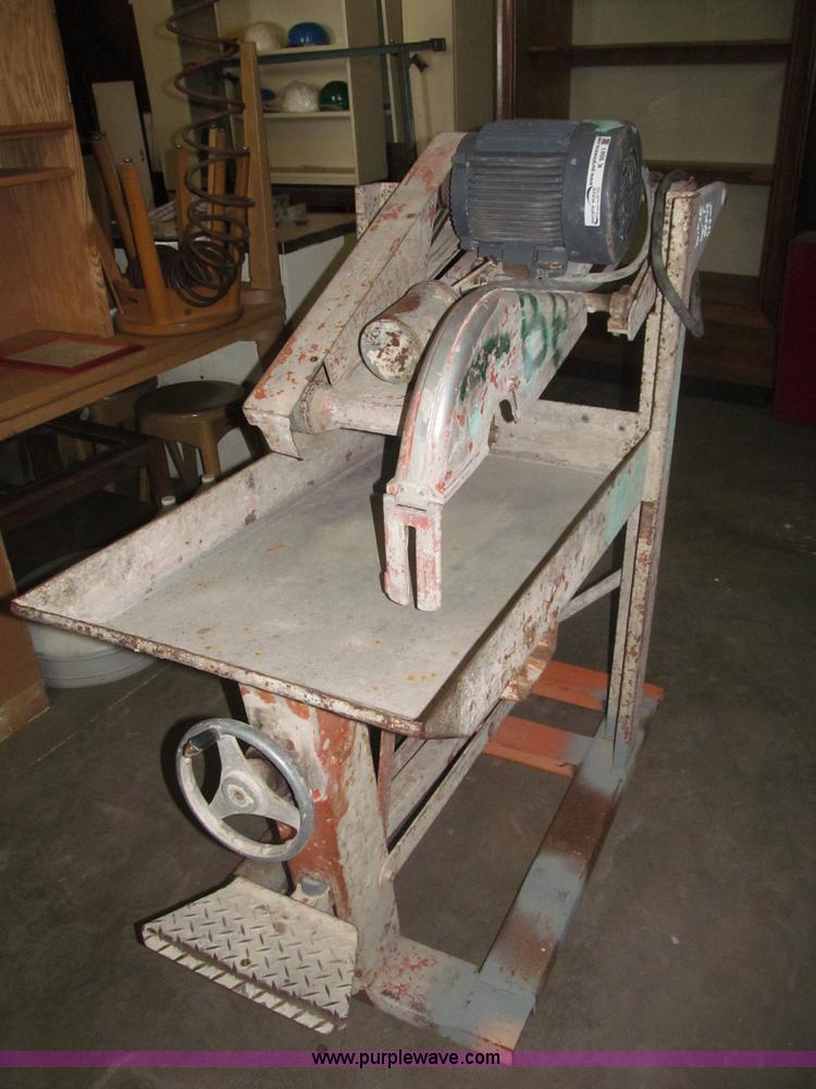 image for item K9561 Clipper electric stationary brick saw