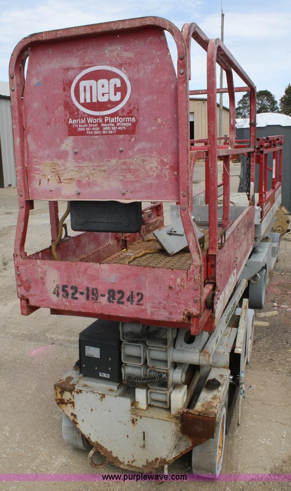 image for item K9826 MEC 1932ES electric scissor lift