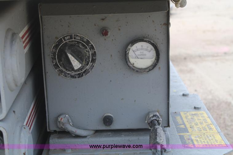 image for item K9827 MEC Mayville 2033 electric scissor lift