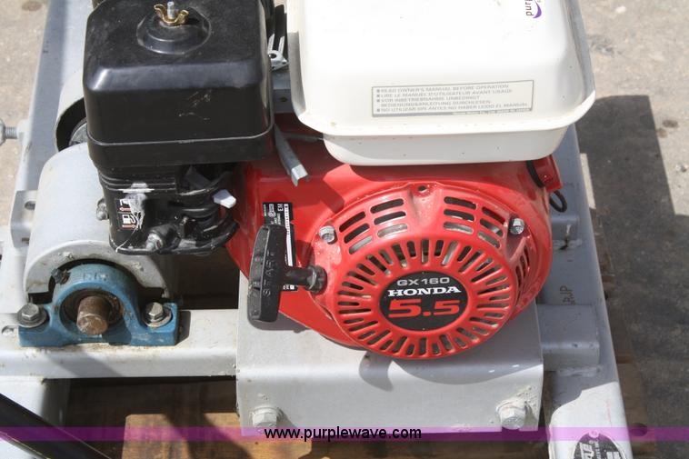 image for item K9832 Stone VS400 vibratory screed