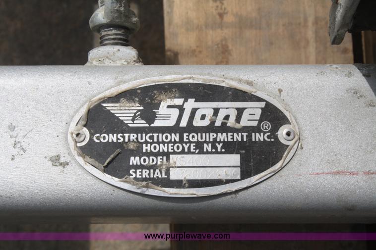 image for item K9832 Stone VS400 vibratory screed