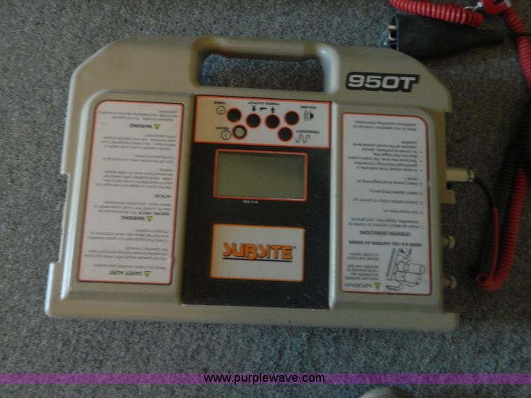 image for item T9356 Ditch Witch line locator