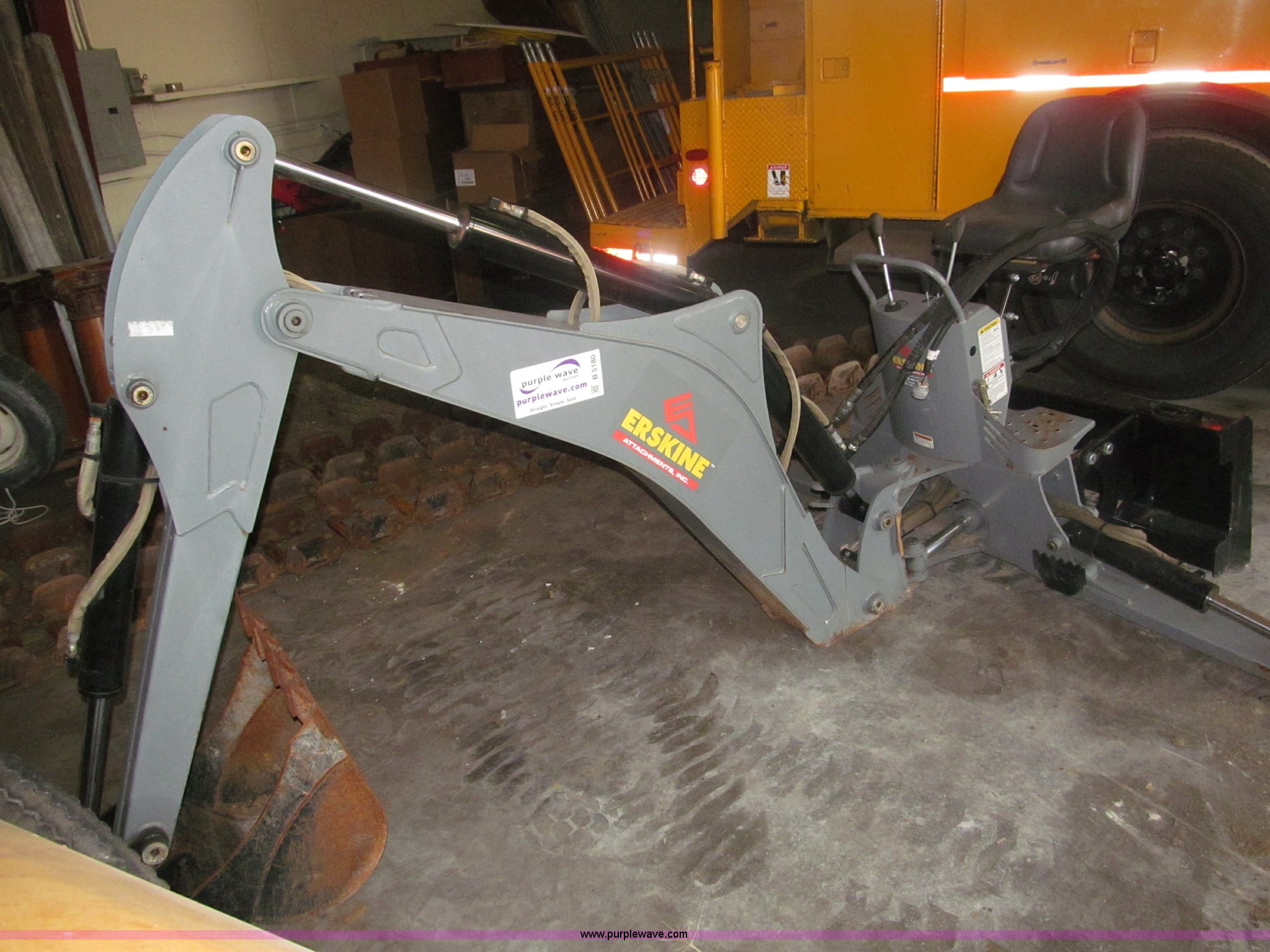 Erskine GX920 backhoe skid steer attachment in Lincoln, NE Item B5180