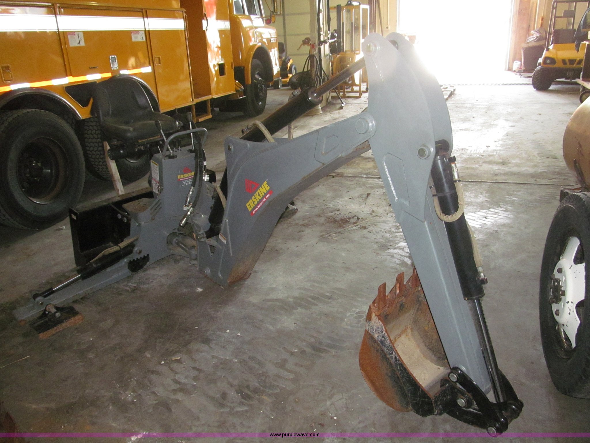 Erskine GX920 backhoe skid steer attachment in Lincoln, NE Item B5180