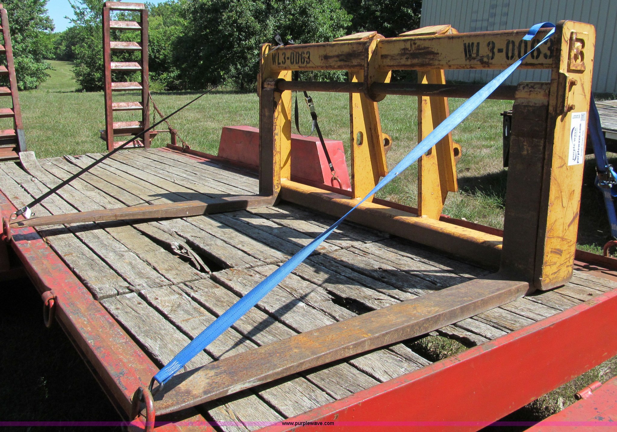 Balderson loader forks in Odessa, MO Item E2027 sold Purple Wave