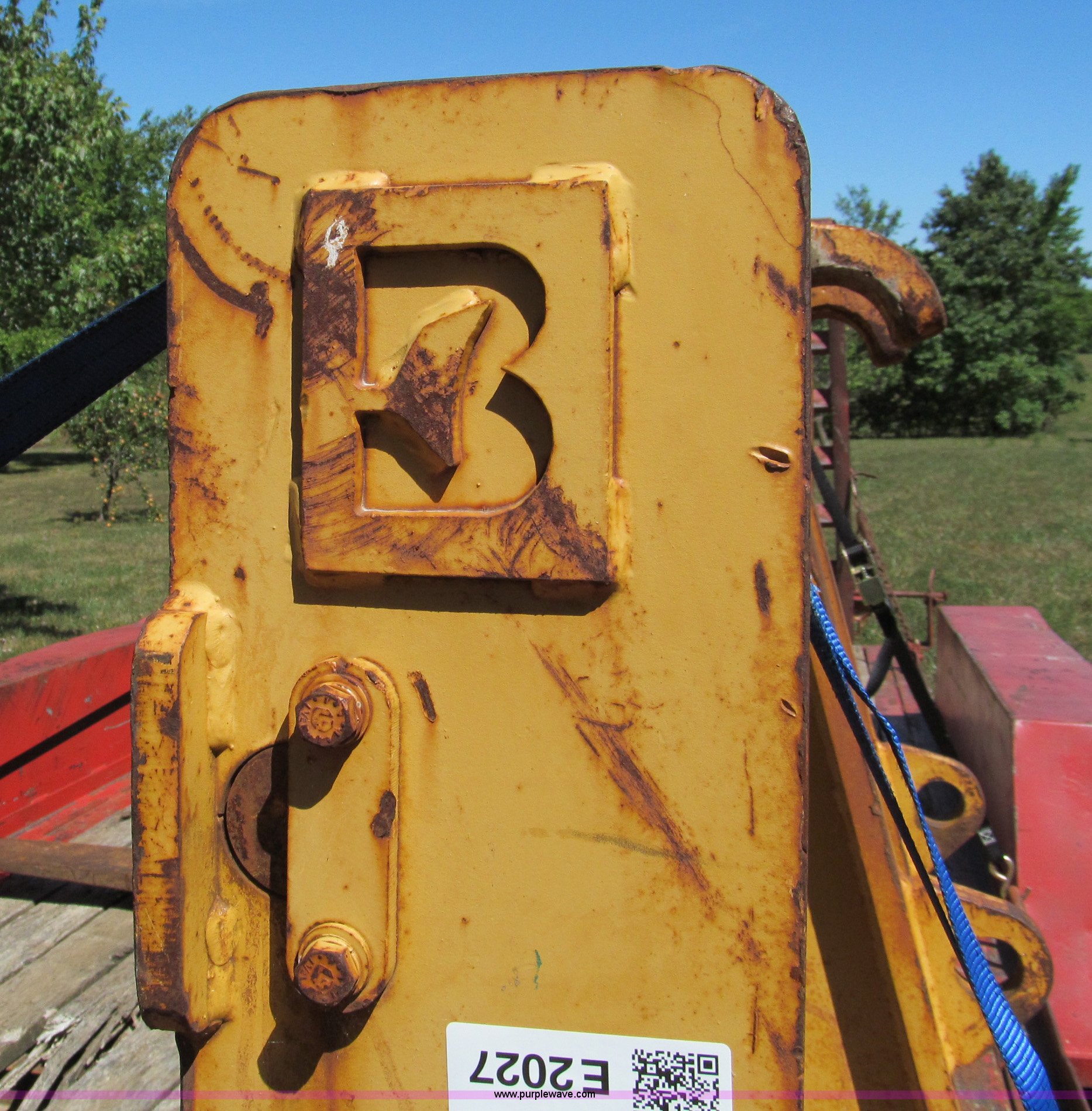 Balderson loader forks in Odessa, MO Item E2027 sold Purple Wave