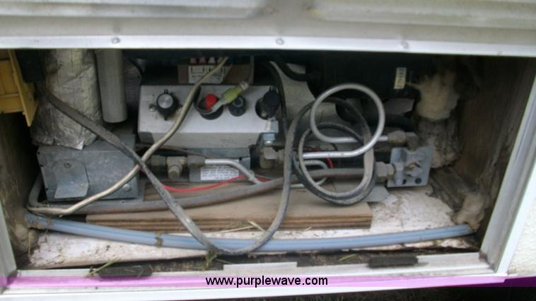 image for item B1486 1994 Skamper pop-up camper