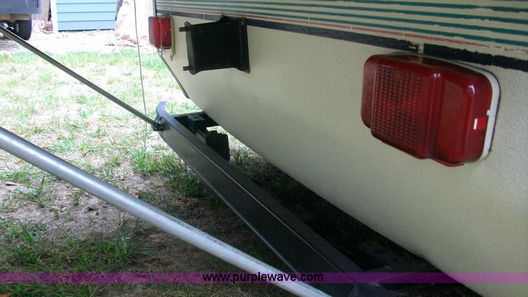 image for item B1486 1994 Skamper pop-up camper