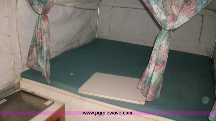 image for item B1486 1994 Skamper pop-up camper