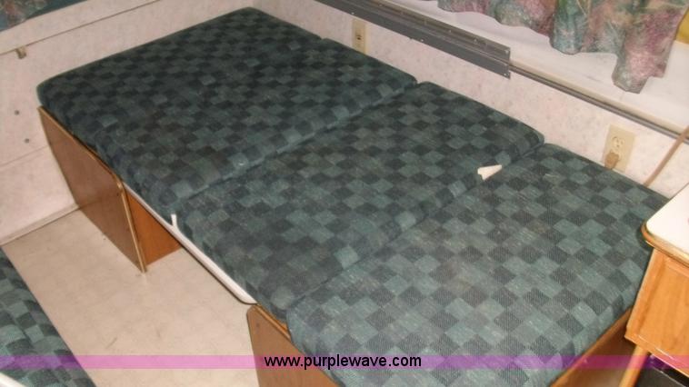 image for item B1486 1994 Skamper pop-up camper