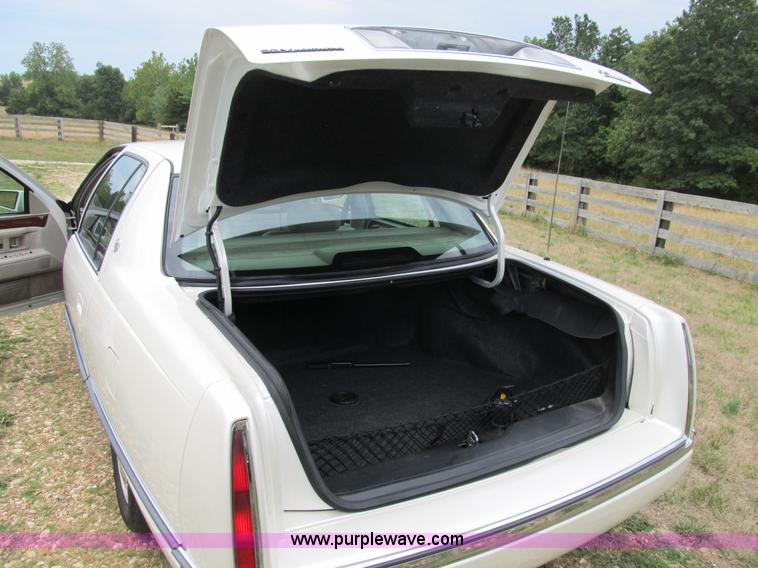 image for item B2806 1996 Cadillac Deville