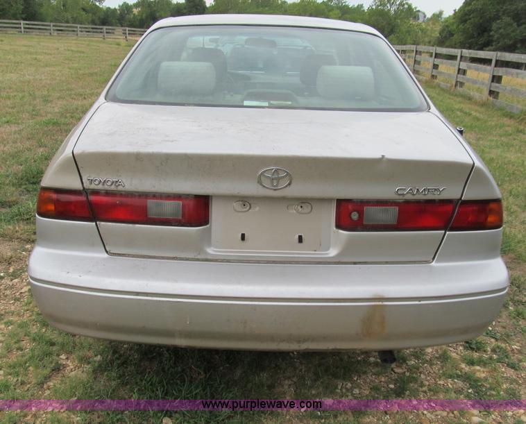 image for item B2808 1997 Toyota Camry