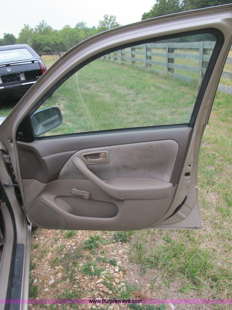 image for item B2808 1997 Toyota Camry
