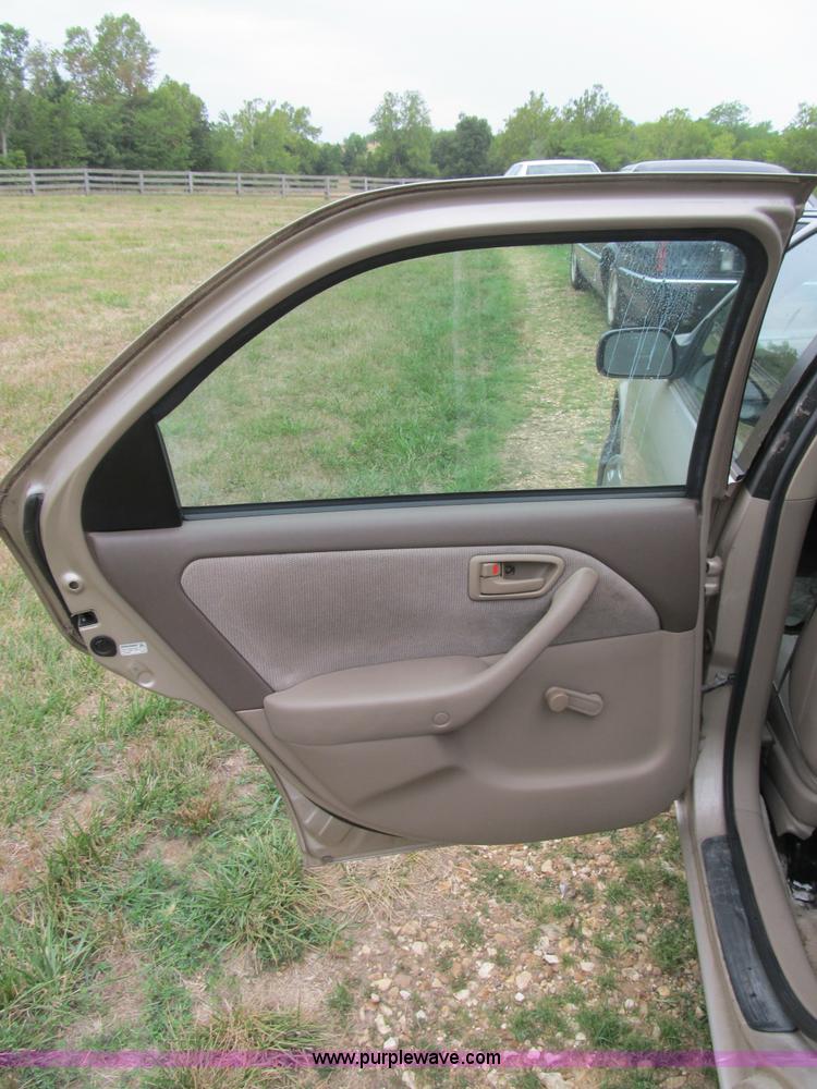 image for item B2808 1997 Toyota Camry
