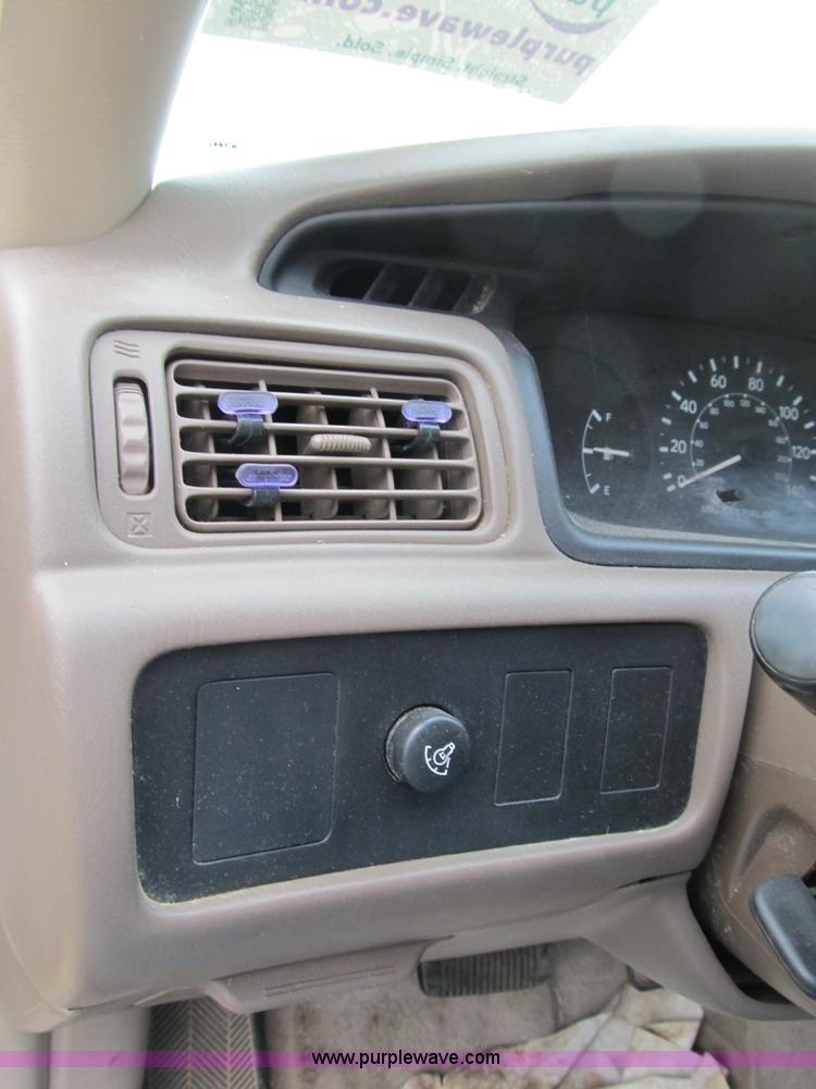 image for item B2808 1997 Toyota Camry