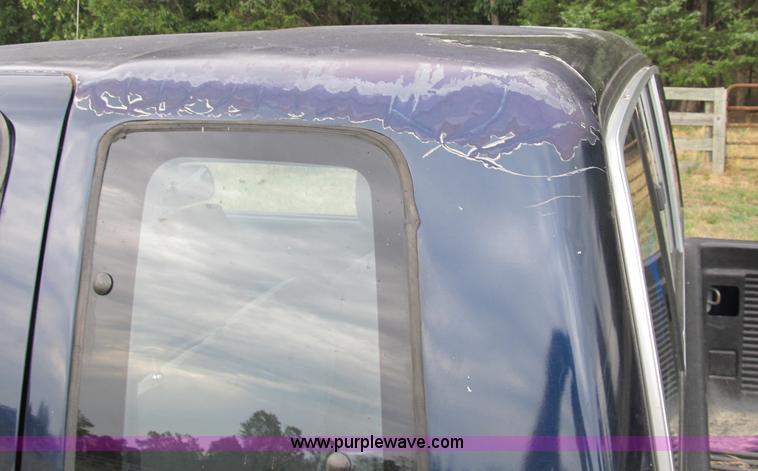 image for item B2809 1991 Toyota SR5 extended cab pickup truck