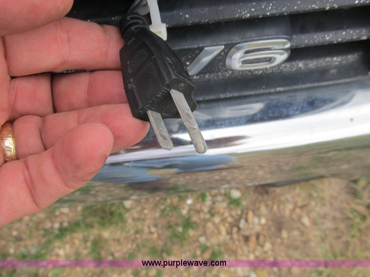 image for item B2809 1991 Toyota SR5 extended cab pickup truck