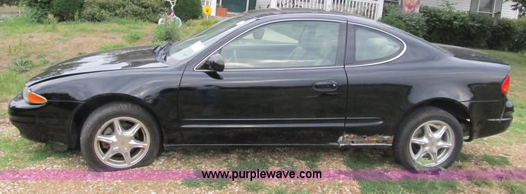 image for item B2811 1999 Oldsmobile Alero GLS
