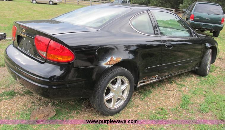 image for item B2811 1999 Oldsmobile Alero GLS