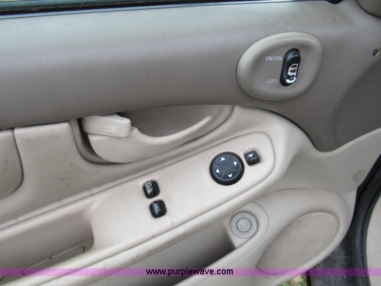 image for item B2811 1999 Oldsmobile Alero GLS