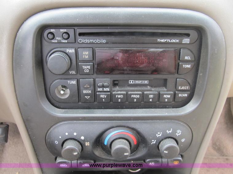 image for item B2811 1999 Oldsmobile Alero GLS