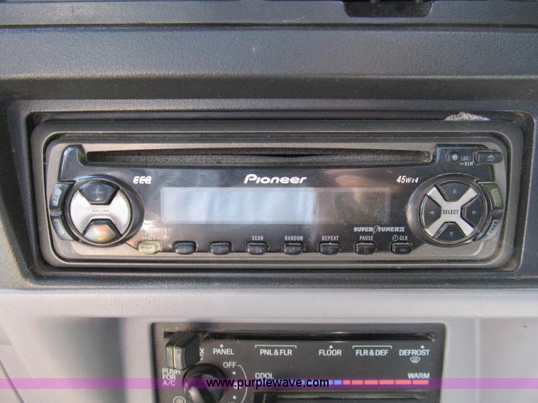 image for item B2834 1993 Ford Ranger XLT pickup truck