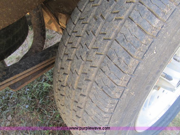 image for item B2834 1993 Ford Ranger XLT pickup truck