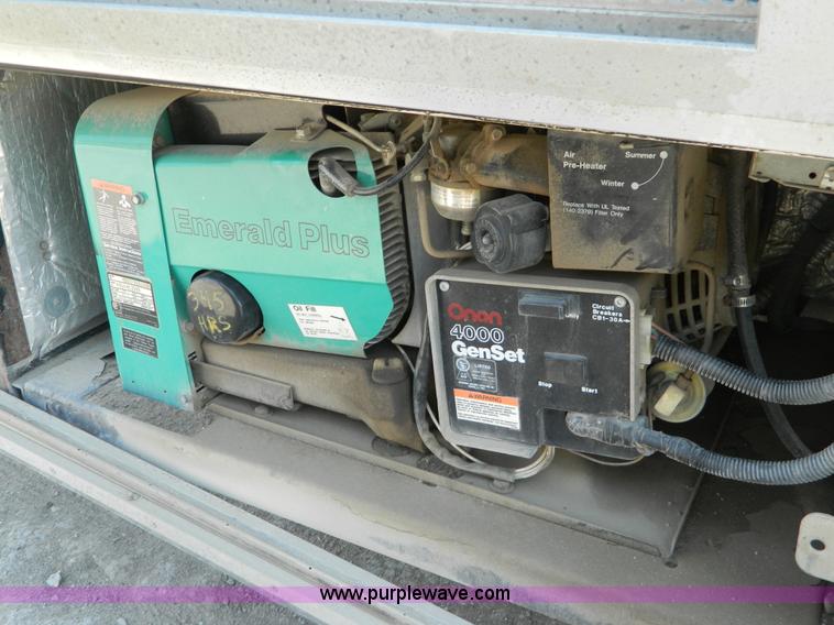 image for item B3842 1992 Chevrolet Pace 31' RV motorhome