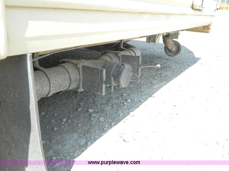 image for item B3845 1985 Nuwa 21' camper