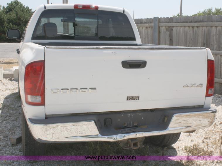 image for item B6664 2002 Dodge Ram quad cab pickup truck