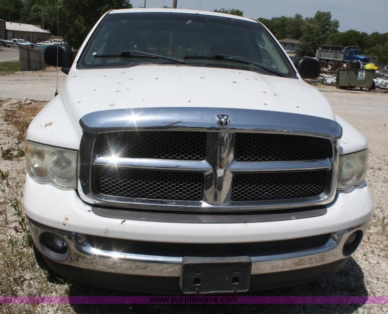 image for item B6664 2002 Dodge Ram quad cab pickup truck