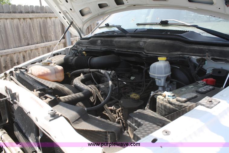 image for item B6664 2002 Dodge Ram quad cab pickup truck